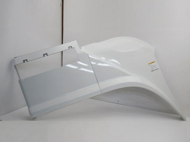 【良品】 いすゞ ギガ 大型 トラック 純正 右 フェンダー パネル セット ホワイト 1-86712167-0 1-86712217-0 (n078848)拍卖