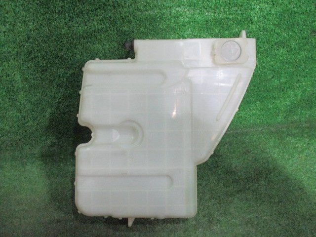 【A55115】◇ キャンター FE70B ウォッシャータンク拍卖