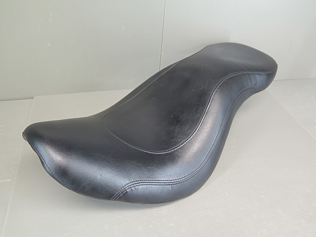 ハーレー FXST ソフテイル スタンダード 純正 シート 91767-07 07~15年 (221226DJ0045)拍卖