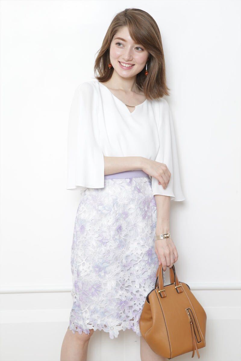 新品タグ 未着 ジャスグリッティー JUSGLITTY レースプリントタイトスカート2018SS サイズ0 薄紫 定価、18.000+税 日本製拍卖