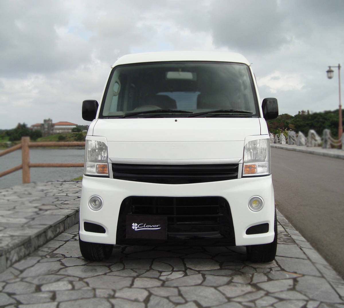 日産 NV-100クリッパー リオ仕様FRP製バンパーキット グリル・アッパーモール付き拍卖