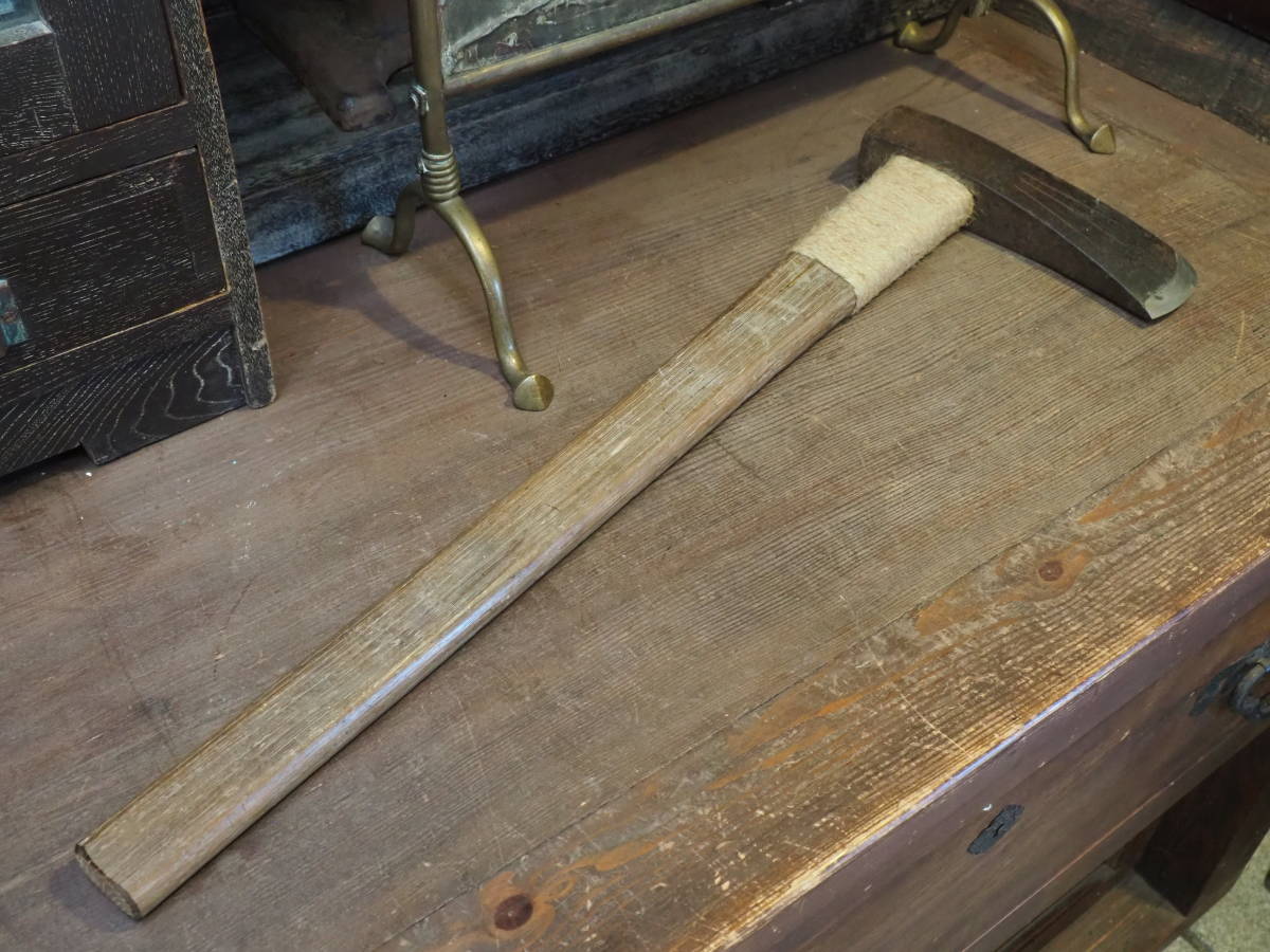 【切れ味の良い鉞】麻紐巻き山仕事アックス薪ストーブ暖炉キャンプ薪割アウトドア斧鉈バーベキュー古道具アンティーク骨董インテリア拍卖