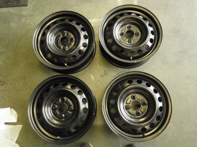 新車外し 長期保管品 2014/6登録 トヨタ ヴィッツ 純正 鉄 スチール テッチン 5.5J 15インチ 4H 100 +45 流用 4本セット拍卖