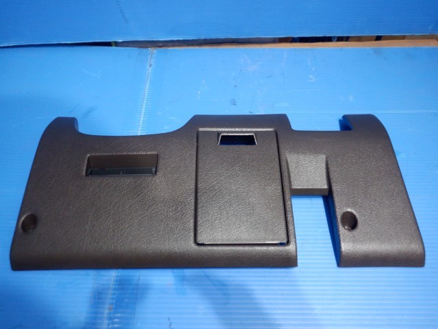 いすゞ イスズ BIGHORN ビッグホーン UBS69GW 純正 ヒューズ カバー トリム ステアリング 下 パネル ハンドル 40839/b1拍卖