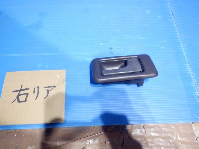 いすゞ イスズ BIGHORN ビッグホーン UBS69GW 純正 右 リア ドア インナーハンドル 40864/b1拍卖