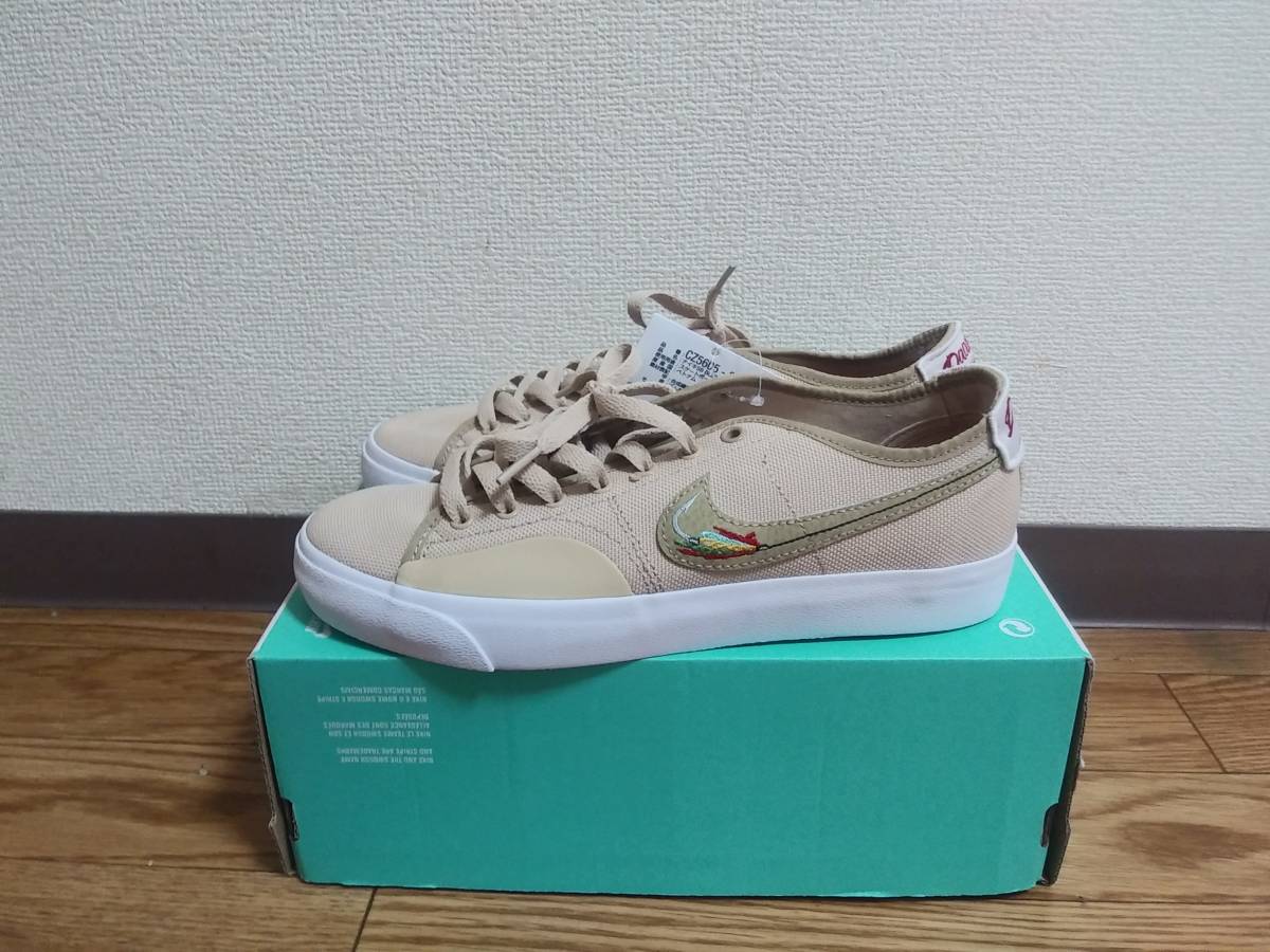 NIKE SB BLZR COURT DVDL ナイキ拍卖