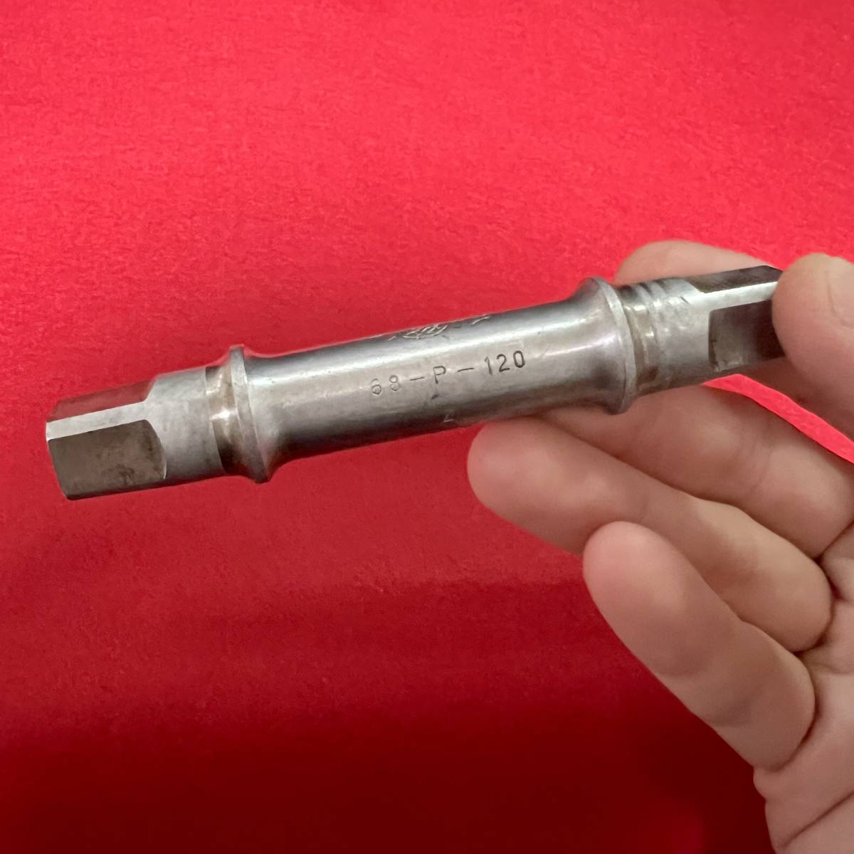 カンパニョーロ Campagnolo 68-P-120 Pista ピスタ BB アクスル シャフト 軸全長111mm拍卖