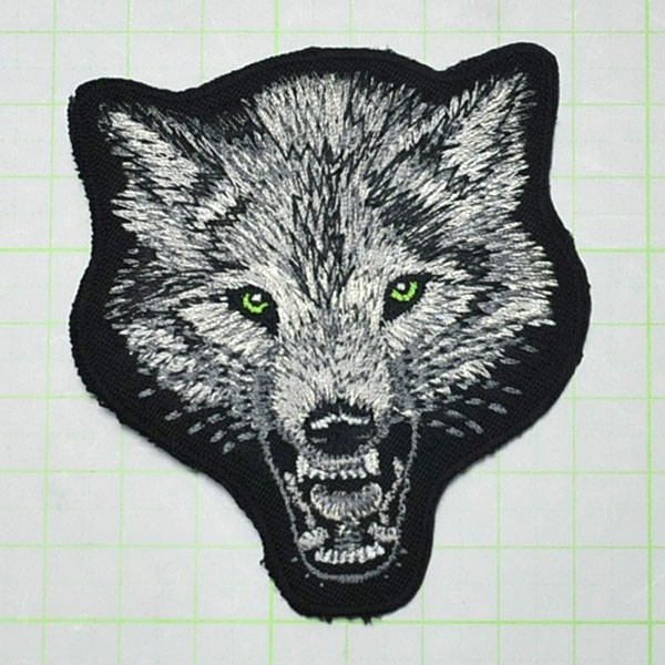 アイロンワッペン・パッチ 銀色の狼・シルバーウルフ zq拍卖