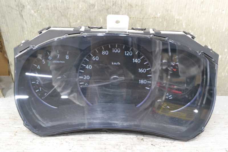 エルグランド HWS 前期(PE52 TE52 E52) 純正 破損無 動作保証 スピードメーター タコメーター 216864km 110606 0002 /24820-1JB5B k067811拍卖