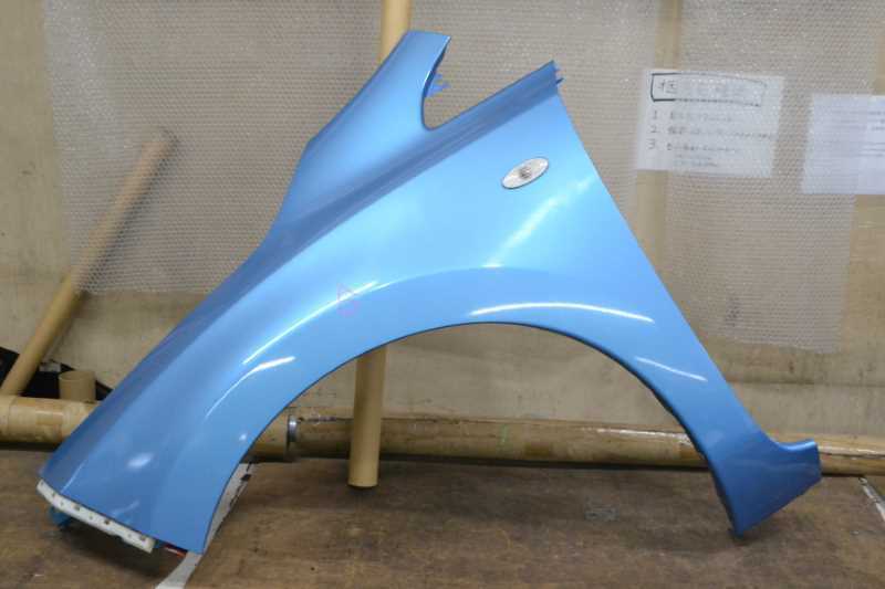 リーフ 前期(ZE0) 純正 破損無 取付OK 左 フロント フェンダーパネル サイドマーカー付 RAT / F3101-3NAMA k068193拍卖