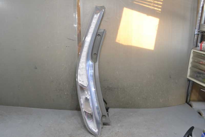 リーフ G 前期(ZE0) 純正 イチコー 破損無 取付OK 動作保証 左 テールランプ LED全点灯OK D091 / 26555-3NA2B k068290拍卖