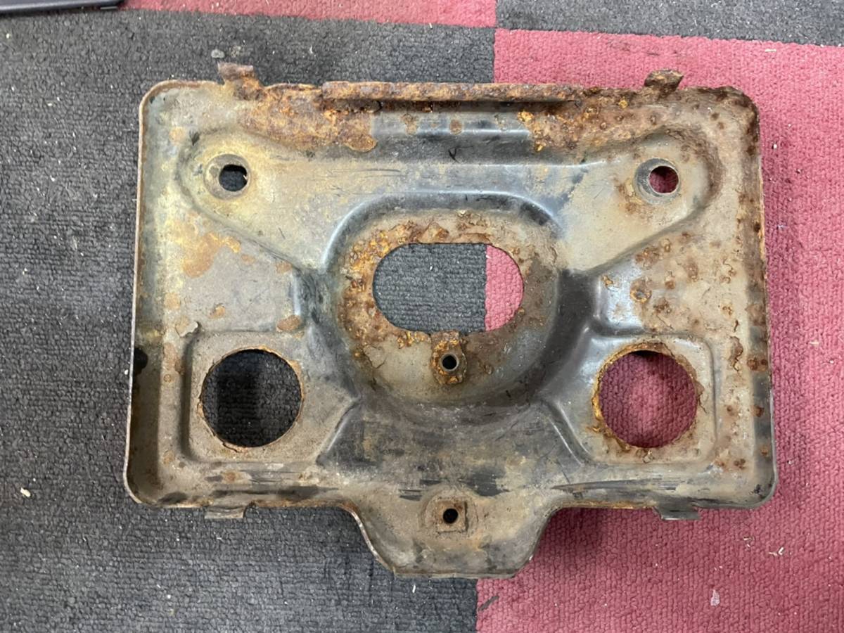 95y キャデラック フリートウッド ブロアム バッテリートレー 錆あり 補習ベース拍卖