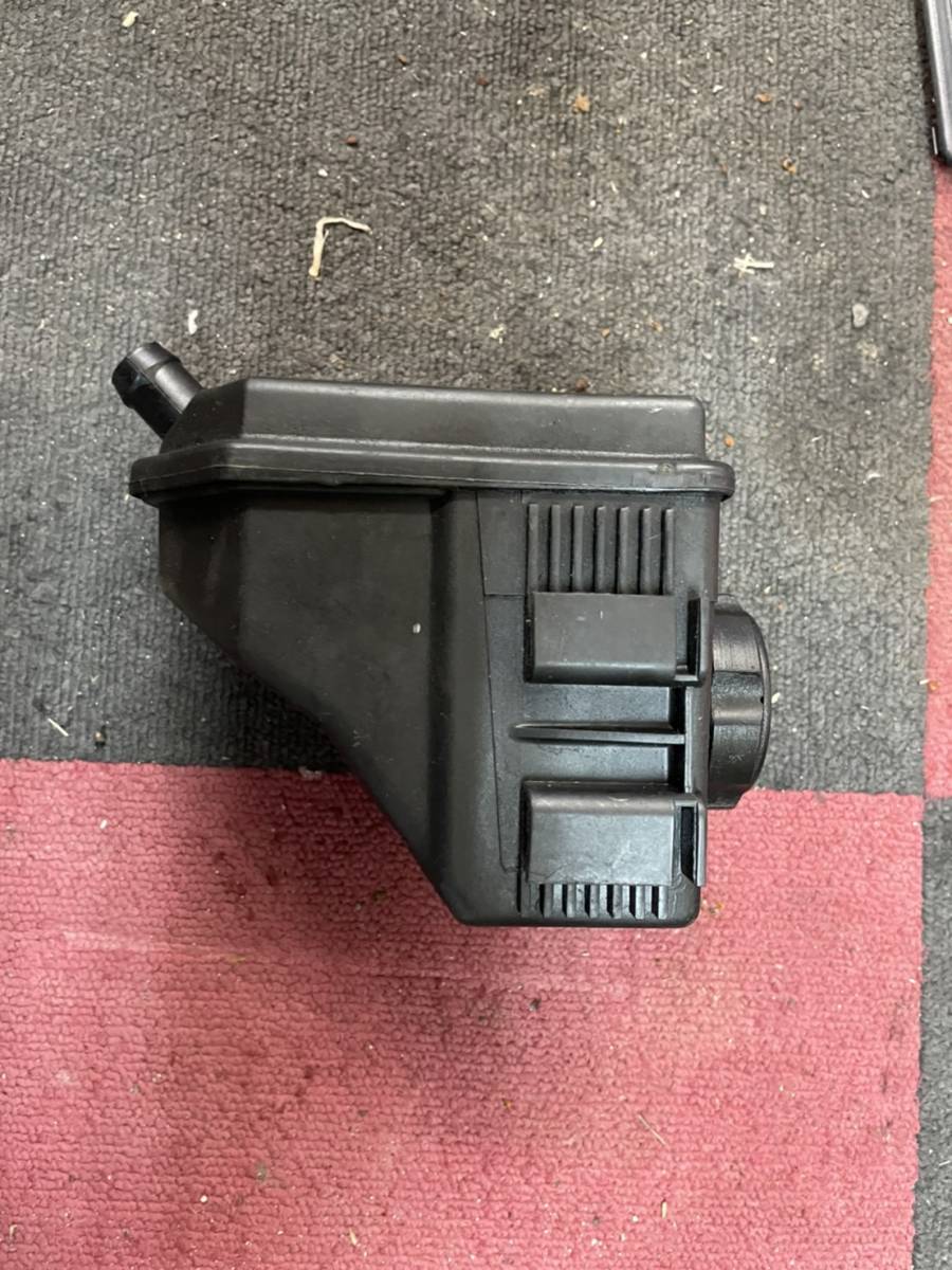 94-96y キャデラック フリートウッド ブロアム パワステリザーブタンク拍卖