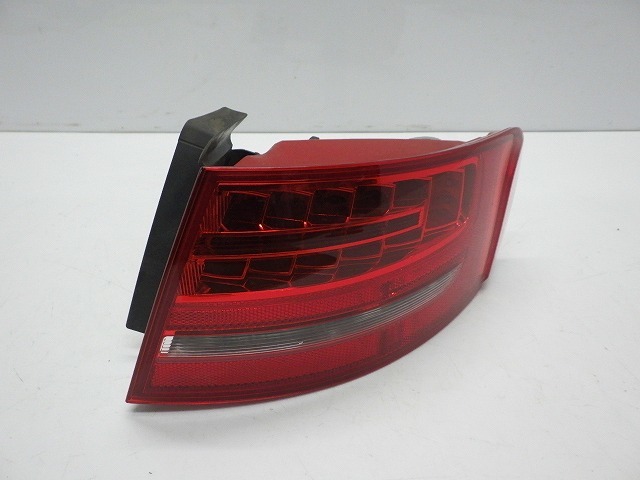 ★コーティング加工済★ アウディ 8K A4 アバント 後期 右テールレンズ 8K9 945 096B 221229053拍卖