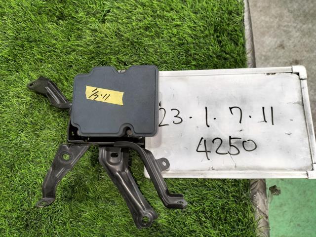 ☆約8万km!! ZN6 トヨタ 86 GTリミテッド A型 純正 ABS アクチュエーター 27536CA002 スバル BRZ拍卖