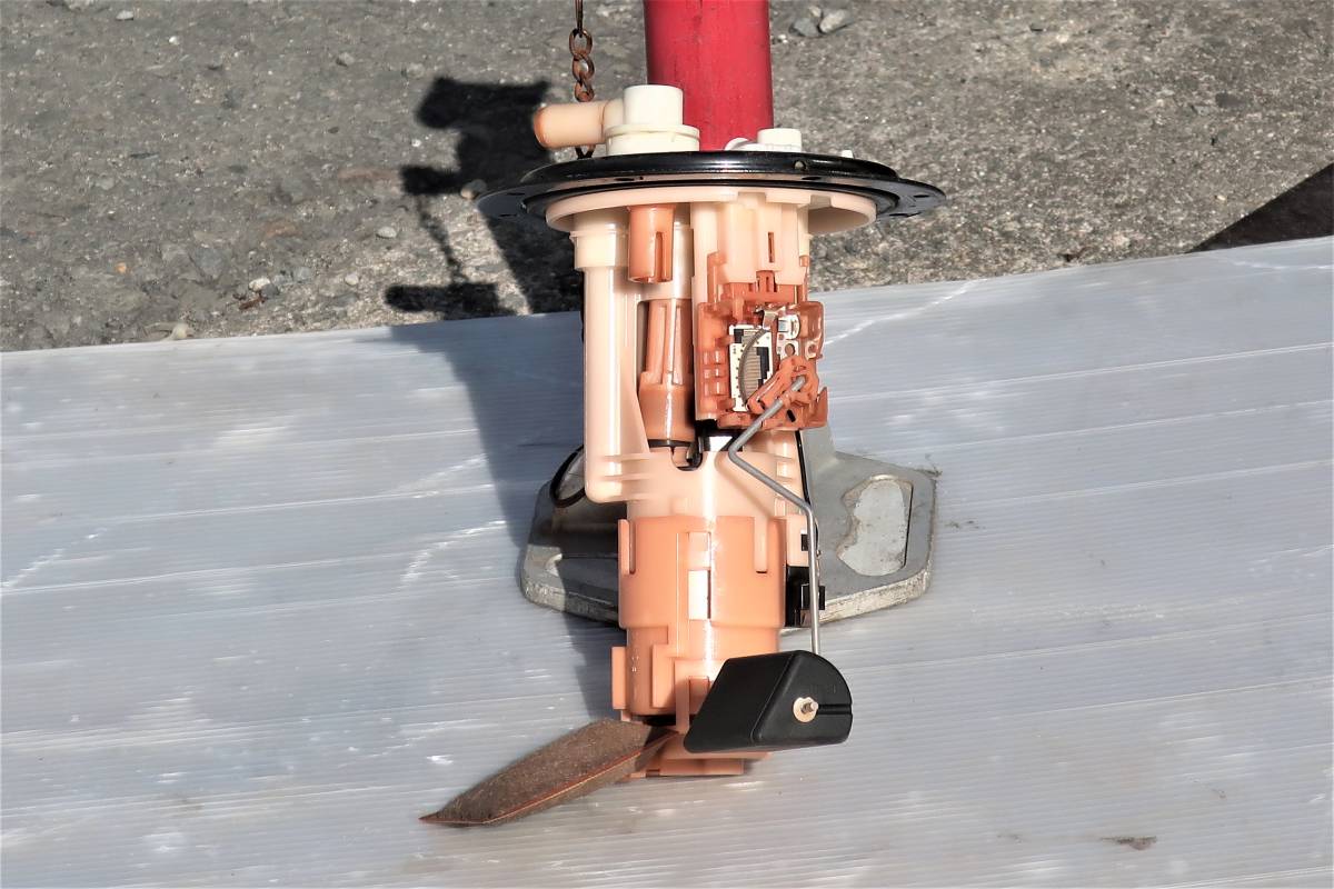 H15 LA-L152S L150S ムーヴ カスタム MOVE 2WD AT JB-DET 純正 燃料ポンプ フューエルポンプ メーターユニット / 23210-B2010 / 106227km拍卖