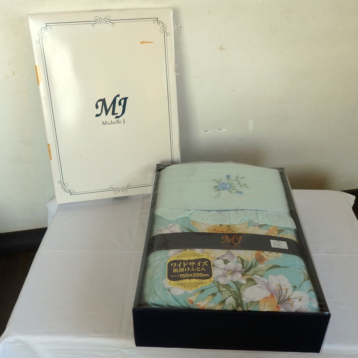 未使用 肌ふとん 布団 ワイドサイズ 150×200センチ 表・裏 綿100% 中わた ポリエステル100% 0.5kg入 長期保管品拍卖