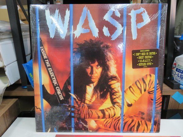 mK2|【 LP / EMI(printed in USA) MAT: Z1-DMM/Z1-DMM / 両面手書きSTERLING SOUND / w/IS, shrink wrap 】W.A.S.P.「INSIDE THE ELECTRIC拍卖
