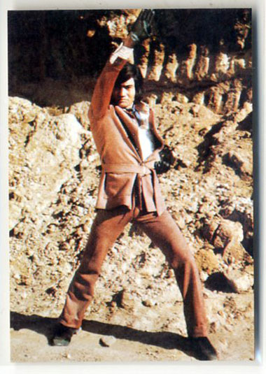 ◆防水対策 厚紙補強 カルビー 仮面ライダーチップスカード(1999 復刻版) 124番 1号は生まれ変わった!? トレカ 即決拍卖