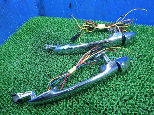 【A】 トヨタ純正 メッキ ドアハンドル アウターハンドル ドアノブ ポチガー スイッチ イルミ付 AZR60 ノア ヴォクシー AZR65 汎用拍卖