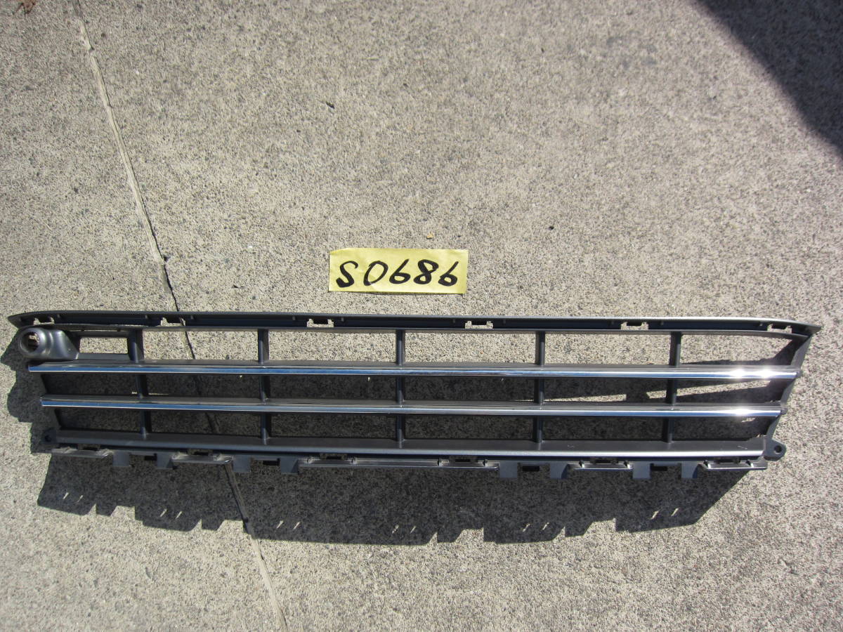 VOLVO ボルボ V70 S80 純正 バンパーグリル センターグリル 31323990 S0686 拍卖