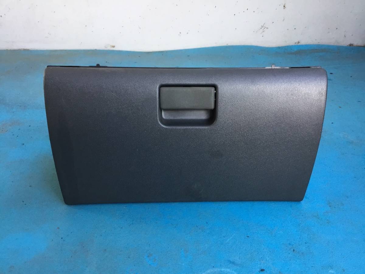 LKR81 H.16年 エルフ タイタン グローブ ボックス D 230127 即日発送可 ヤフオク 4HL1 マツダ イスズ 100s拍卖