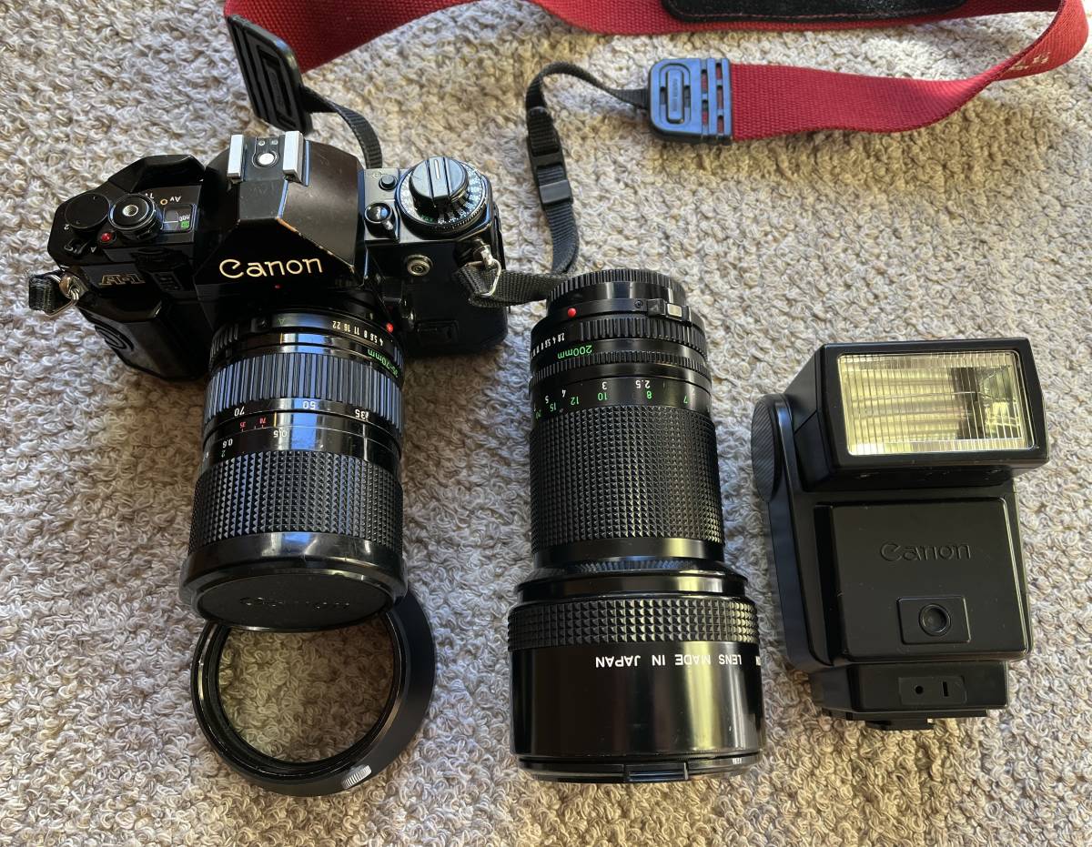 Canon A-1 : 35-70mm/200mmズーム/ストロボ/備品一式拍卖