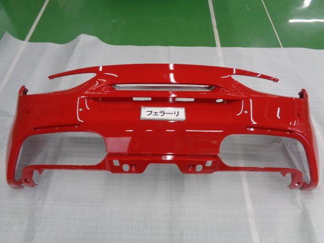 フェラーリ F142B F488スパイダー リヤーバンパー 即決 6254拍卖