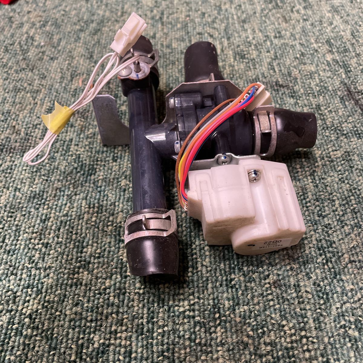 ジャンク コロナ ヒートポンプ給湯機 CTU-461D1A10J ふろ三方弁 動作不明 エコキュート T431-114R 混合弁 電動弁 T430-088R 在庫処分拍卖