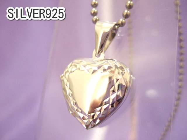 横浜最新 シルバーSILVER925 魅惑の銀鏡面ロケットペンダントハート ダイアモンドカット♪横20×縦22 厚み7ミリ4.5g 送料290円ξgtξ ξ32拍卖
