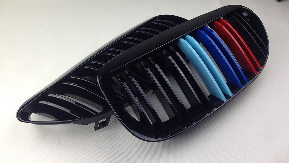 純正交換用 左右セット 取付簡単 在庫有 BMW E63 E64 M6 M LOOK フロントグリル 光沢黒+Mの3色カラー拍卖