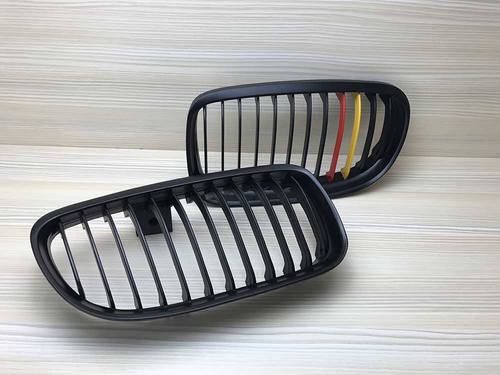 純正交換用 左右セット 取付簡単 在庫有 BMW E90 E91 後期 2009-2011 フロントグリル 艶消黒+ドイツ仕様拍卖