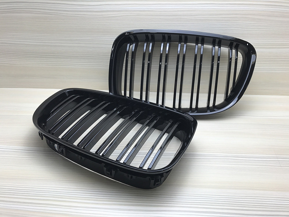 純正交換用 左右セット 取付簡単 在庫有 BMW F07 5GT M LOOK フロントグリル ABS 艶有黒 光沢黒 2010-2014拍卖