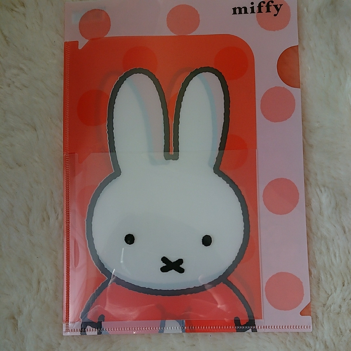 ★ミッフィー★A5サイズ 3ポケットクリアファイル★ とってもかわいい~ ☆拍卖