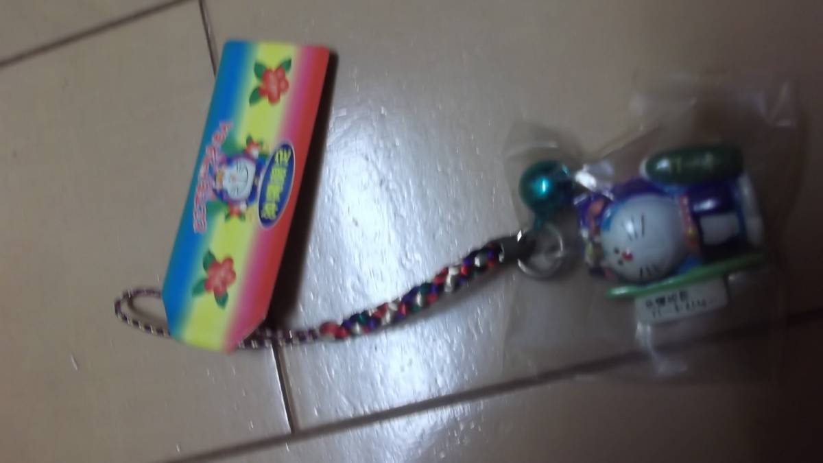 ★沖縄限定○可愛いドラえもんストラップ★拍卖