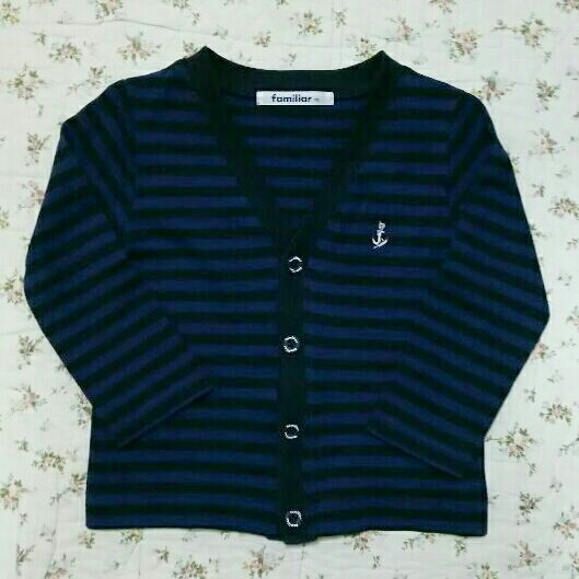 即決!送料込み!美品!ファミリアのカーディガン 90☆ロンTトレーナー拍卖
