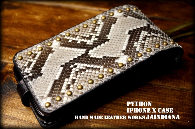ハンドメイド パイソンiPhoneケース スタッズ フック拍卖