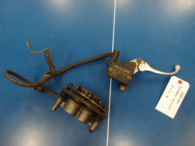 カワサキ ZZR250(EX250H) フロントブレーキ 一台分解体部品多数出品☆彡 拍卖