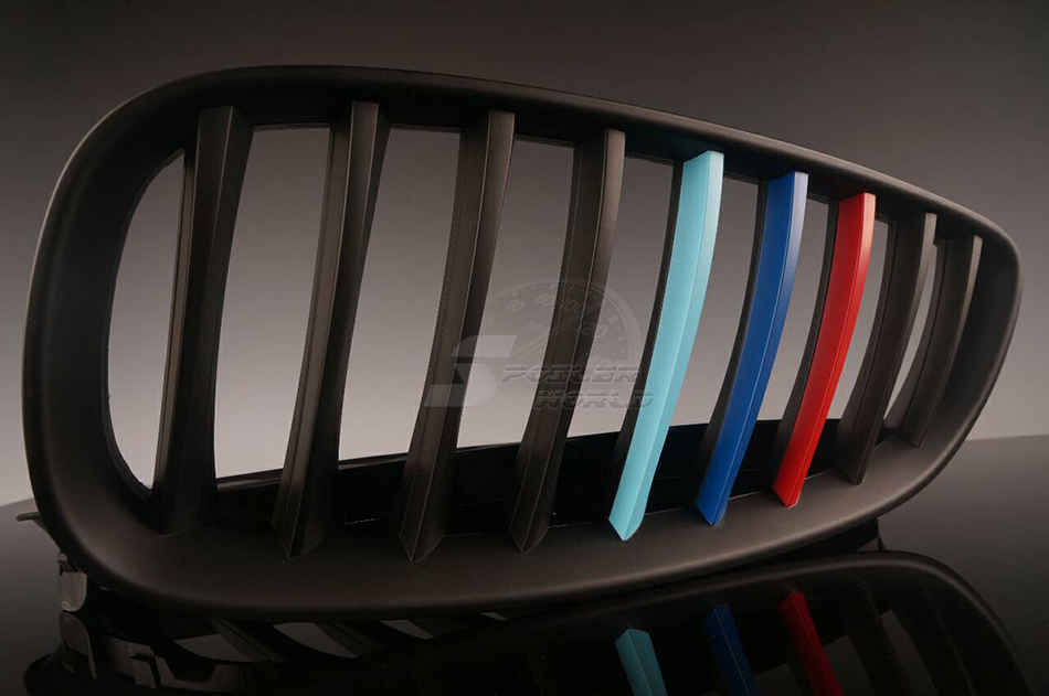 純正交換用 左右セット 取付簡単 在庫有 BMW E89 Z4 2009-2014 フロントグリル 艶消黒+Mの3色カラー拍卖