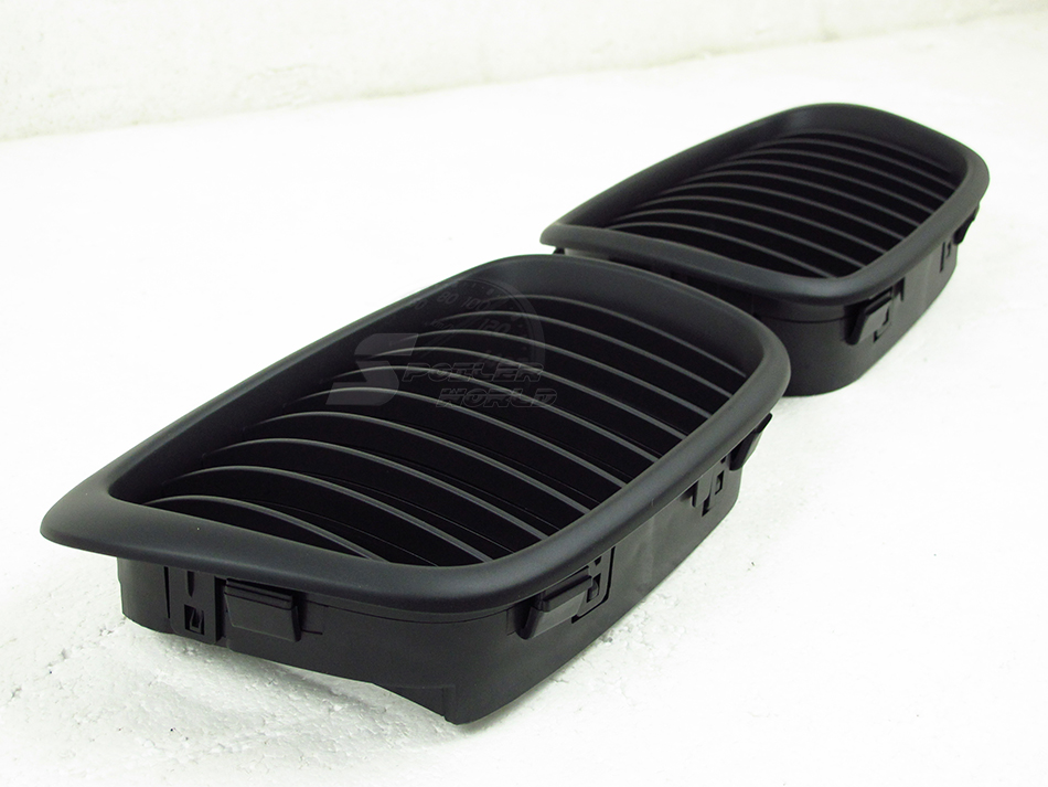 純正交換用 左右セット 取付簡単 在庫有 BMW 5シリーズ E39 フロントグリル マットブラック 艶消黒 ABS 1997-2003 M5拍卖