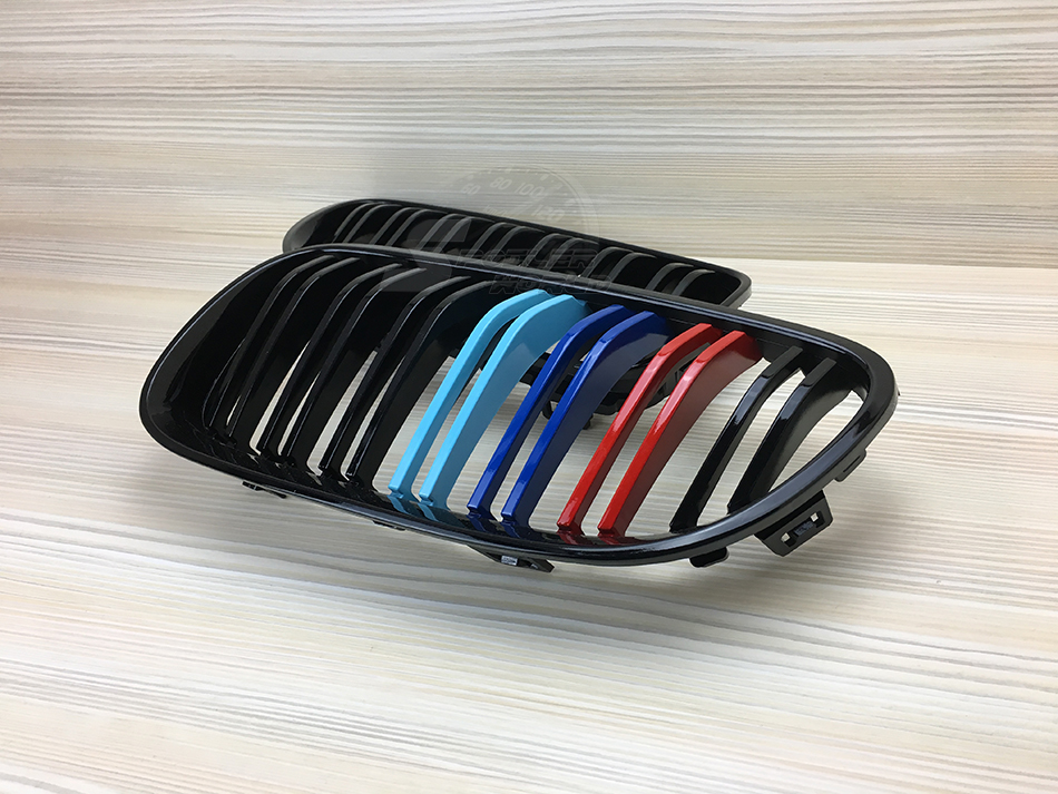純正交換用 左右セット 取付簡単 在庫有 BMW E92 E93 後期 M LOOK 光沢黒+Mの3色カラー フロントグリル 2011-2013拍卖