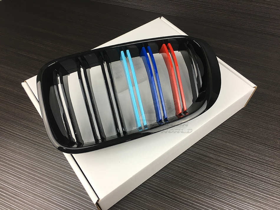 純正交換用 左右セット 取付簡単 在庫有 BMW F25 X3 後期 F26 X4 M LOOK フロントグリル 光沢黒+Mの3色カラー ABS 2014-2017拍卖
