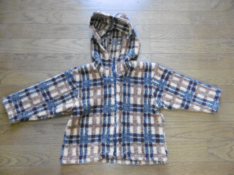 ♪♪♪BRIGHTON.Bのフード付きジャンパー中古95サイズ♪♪♪拍卖