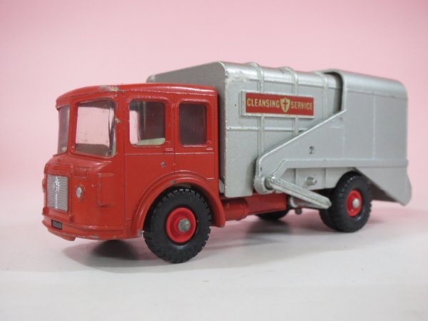 62613■マッチボックス k-7 フュウズトラック 清掃車 REFUSE拍卖