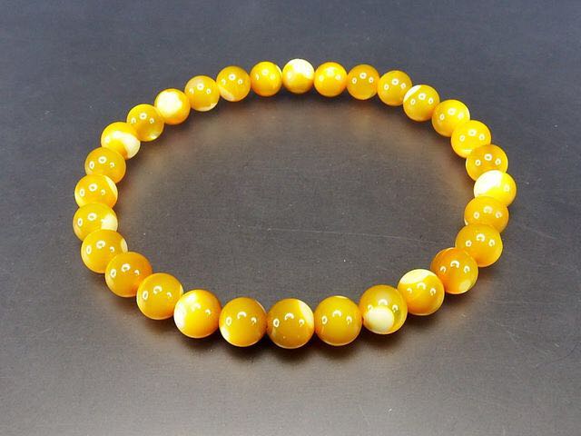 『子宝&繁栄』4Aゴールデンマザーオブパール約6ミリブレス 石街拍卖