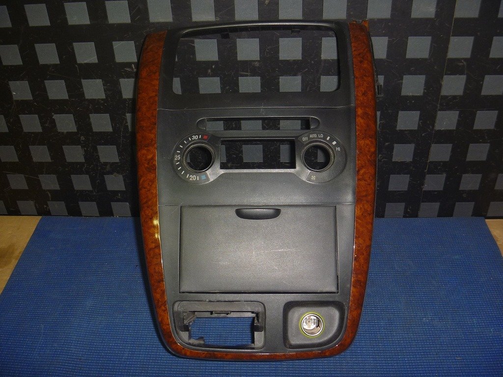 #0779 L250S ミラアヴィ センターパネル純正 ★拍卖