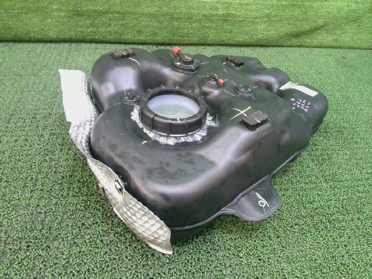 N-BOX エヌボックス DBA-JF3 JF4 フューエルタンク G L S07B NH883P H29年 17044-TTA-000拍卖