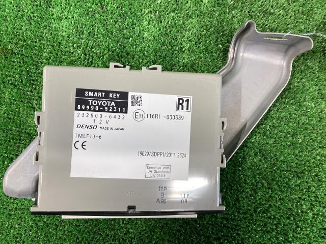 アクア DAA-NHP10 スマートキーコンピューター 8T7 232500-6432 89990-52311拍卖