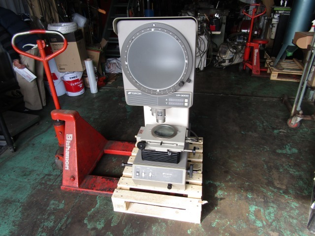 TOPCON PROFILE PROJECTOR トプコン 投影機 VP300D 100V 電源 デジタル 計測器拍卖