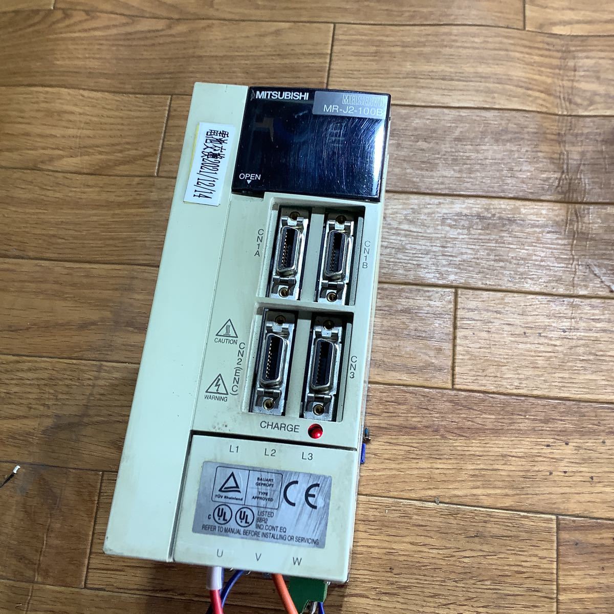 三菱電機 サーボアンプ MRーJ2ー100B 中古品一般的な通電まで済みです。拍卖